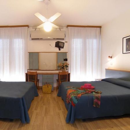 Hotel Bertha Fronte Mare 리도 디 예솔로 외부 사진