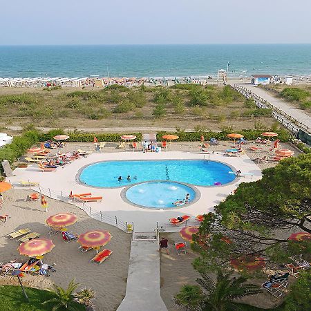 Hotel Bertha Fronte Mare 리도 디 예솔로 외부 사진