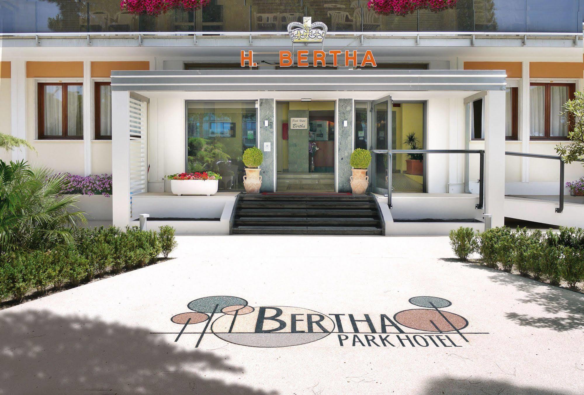 Hotel Bertha Fronte Mare 리도 디 예솔로 외부 사진